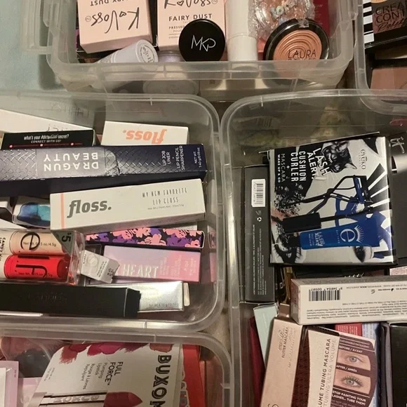 Assorted Makeup Collection Mystery Selection All Brands - Picture 9 of 9